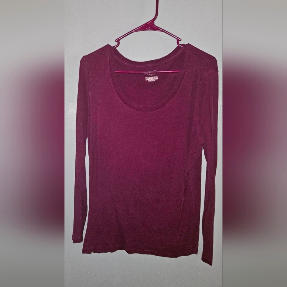 Long Sleeve T-Shirt Maroon